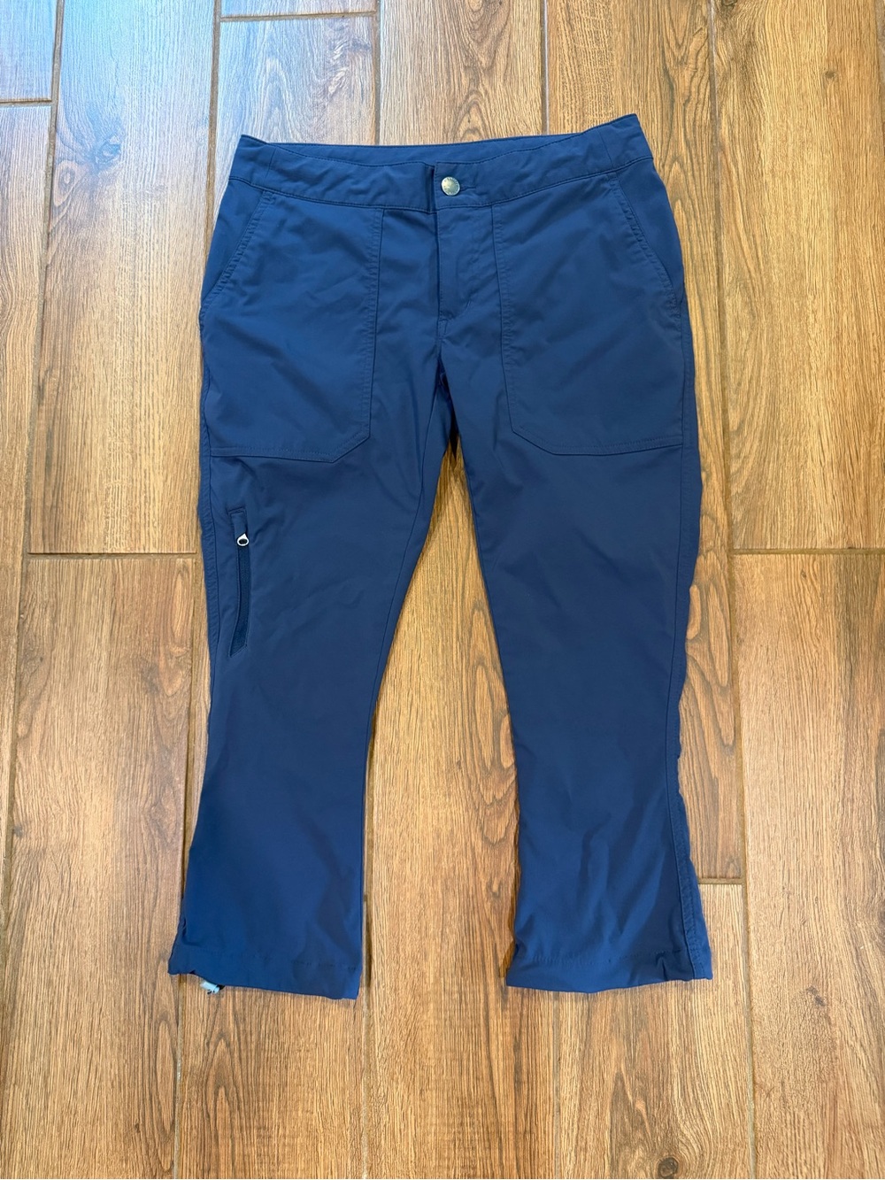 Columbia Women’s Blue Cropped Pants Button Closure Drawstring Pockets Size 2